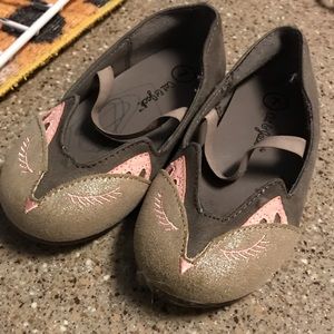 Girls size 7 slip ons